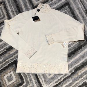 Mock turtleneck. Silk/nylon blend! White NWT. Sz M